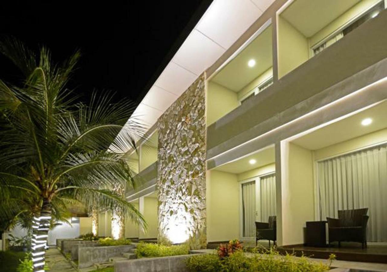 Hotel D'Season Karimun Jawa Karimunjawa Buitenkant foto